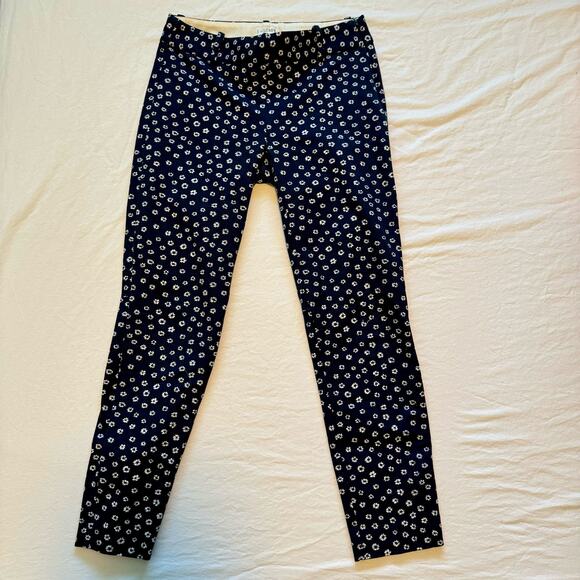 J by J. Crew Navy blue trousers white floral print Womens size 00 Ankle Cropped - Picture 2 of 7